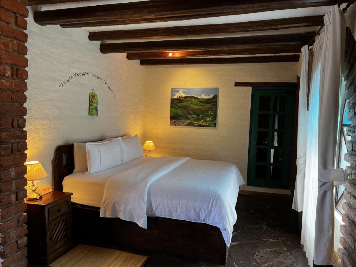 Hacienda Jimenita Wildlife Reserve Puembo Exterior photo