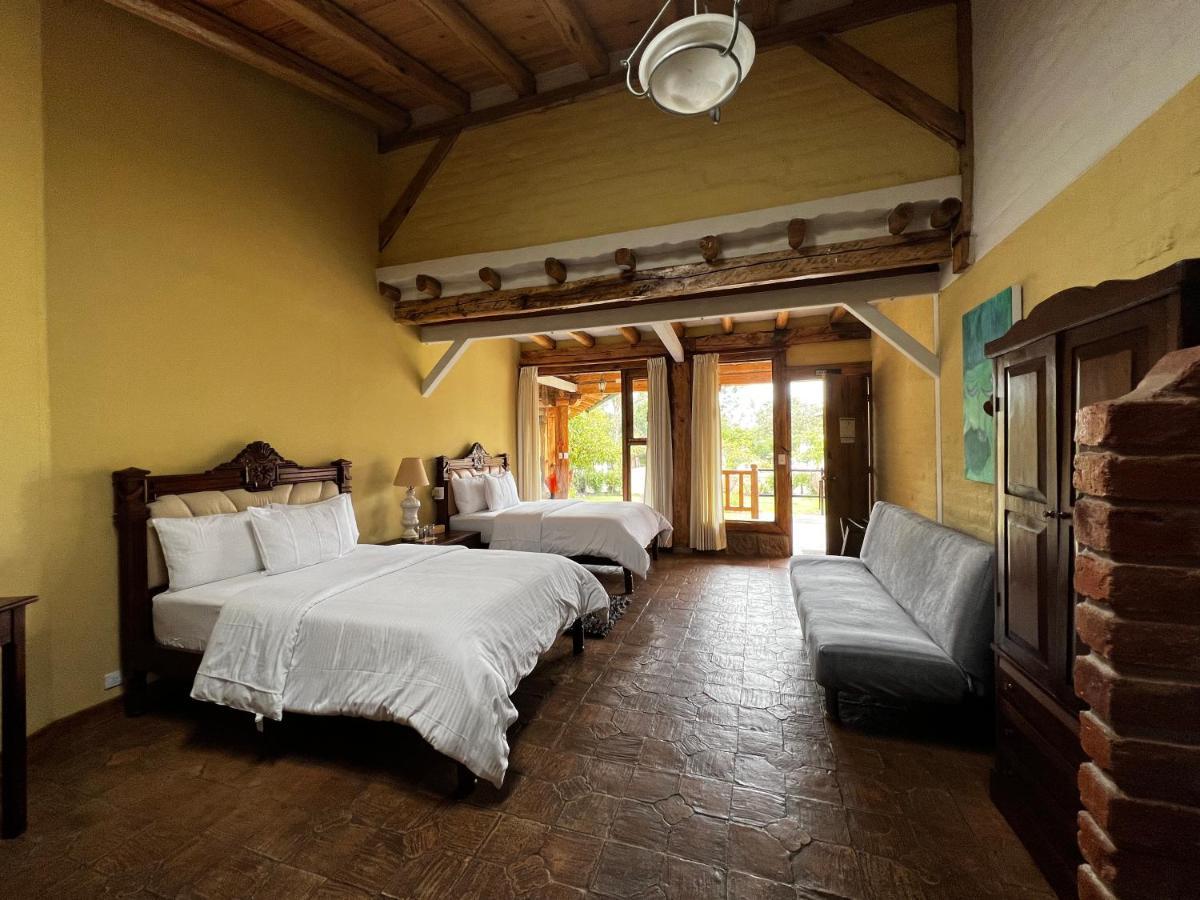 Hacienda Jimenita Wildlife Reserve Puembo Exterior photo